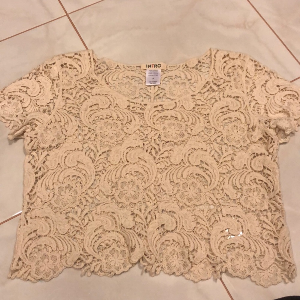 Cream crop top